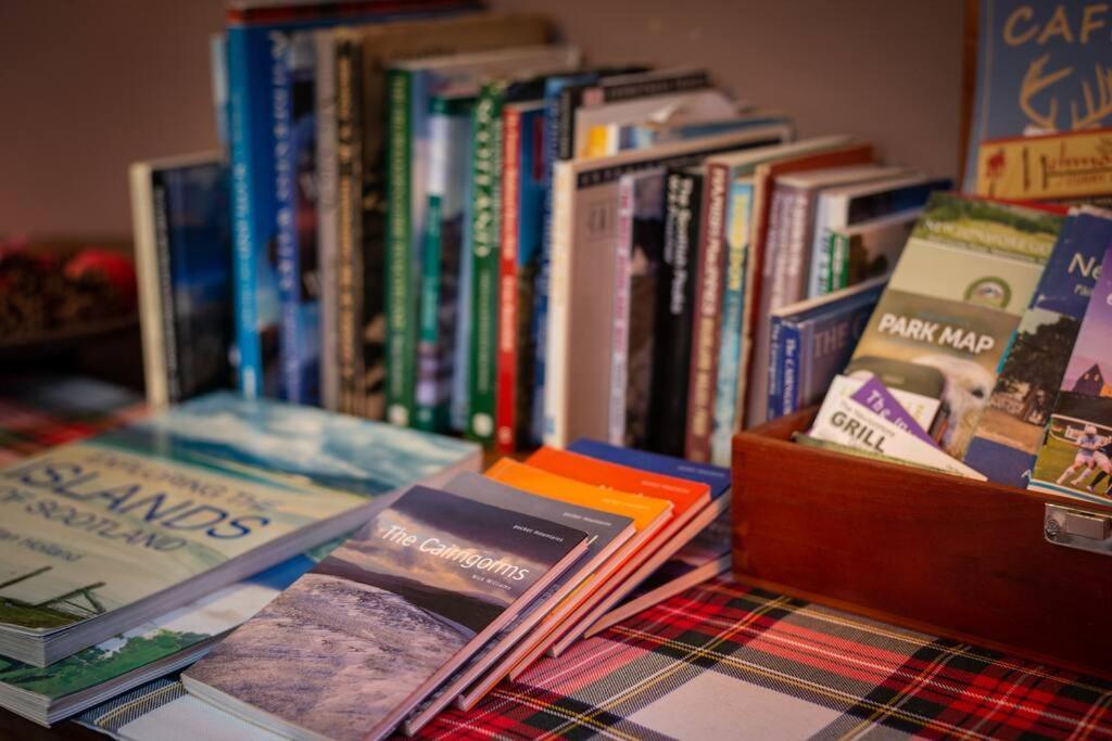 The Beeches Studio, Highlands Of Scotland ニュートンモア エクステリア 写真